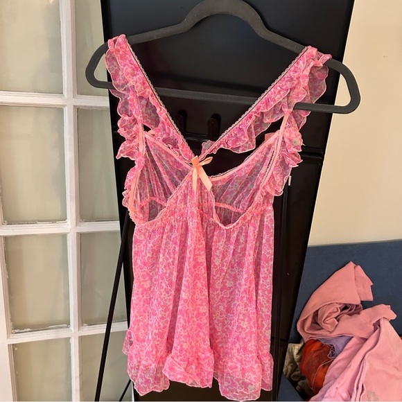 Victoria’s Secret Babydoll Top - Picture 2 of 3
